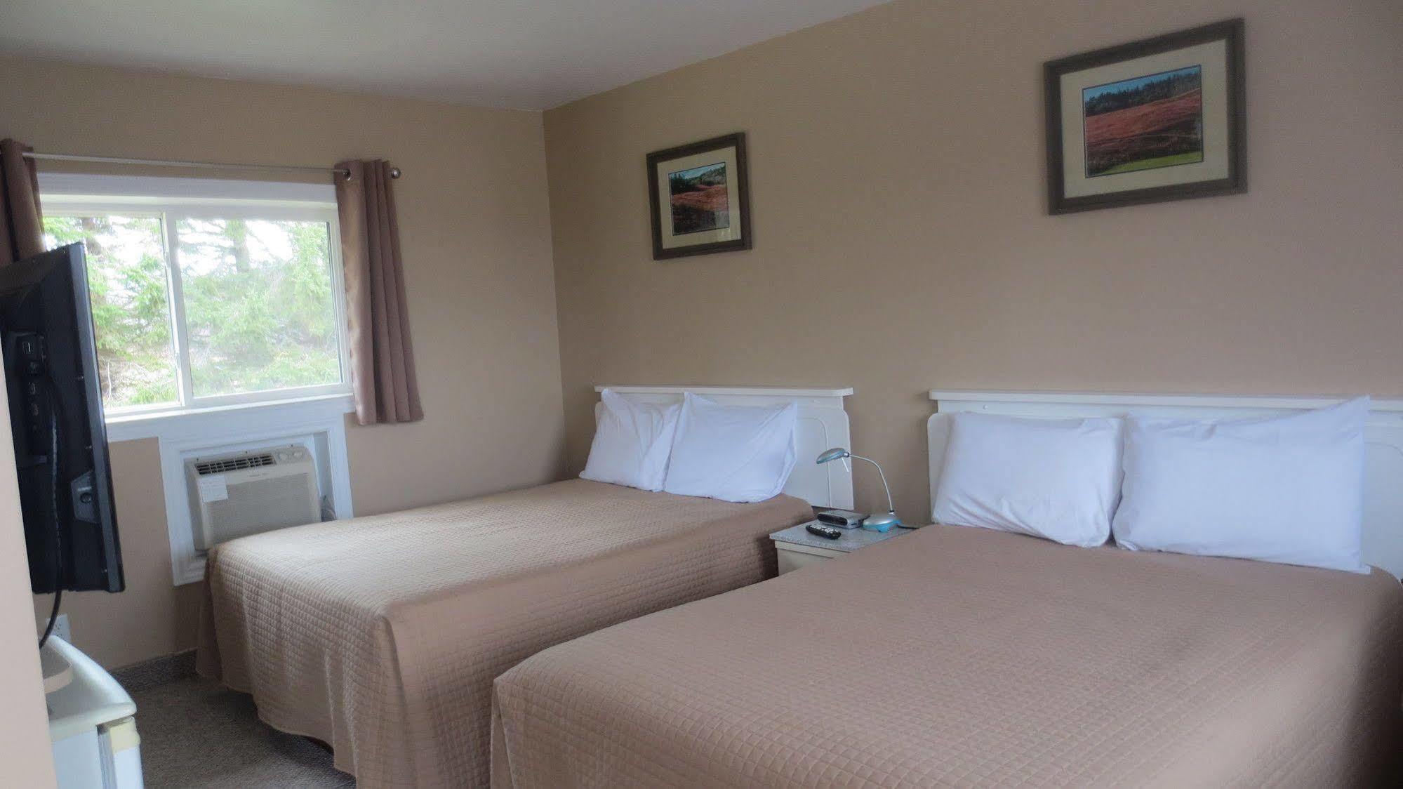 The Sunshine Inn Parrsboro Екстериор снимка